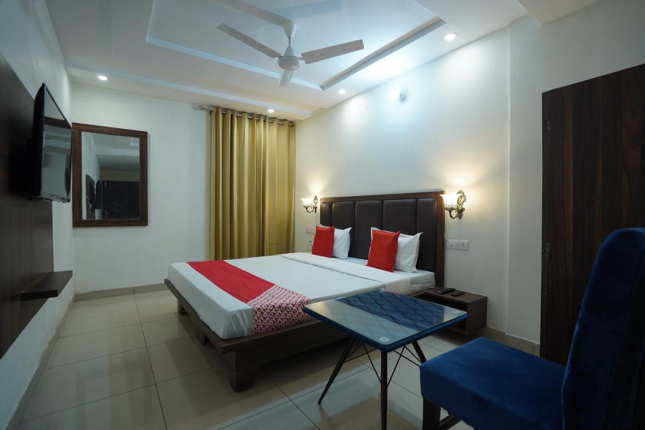 Hotel O Grey Orchid Ludhiana Eksteriør bilde