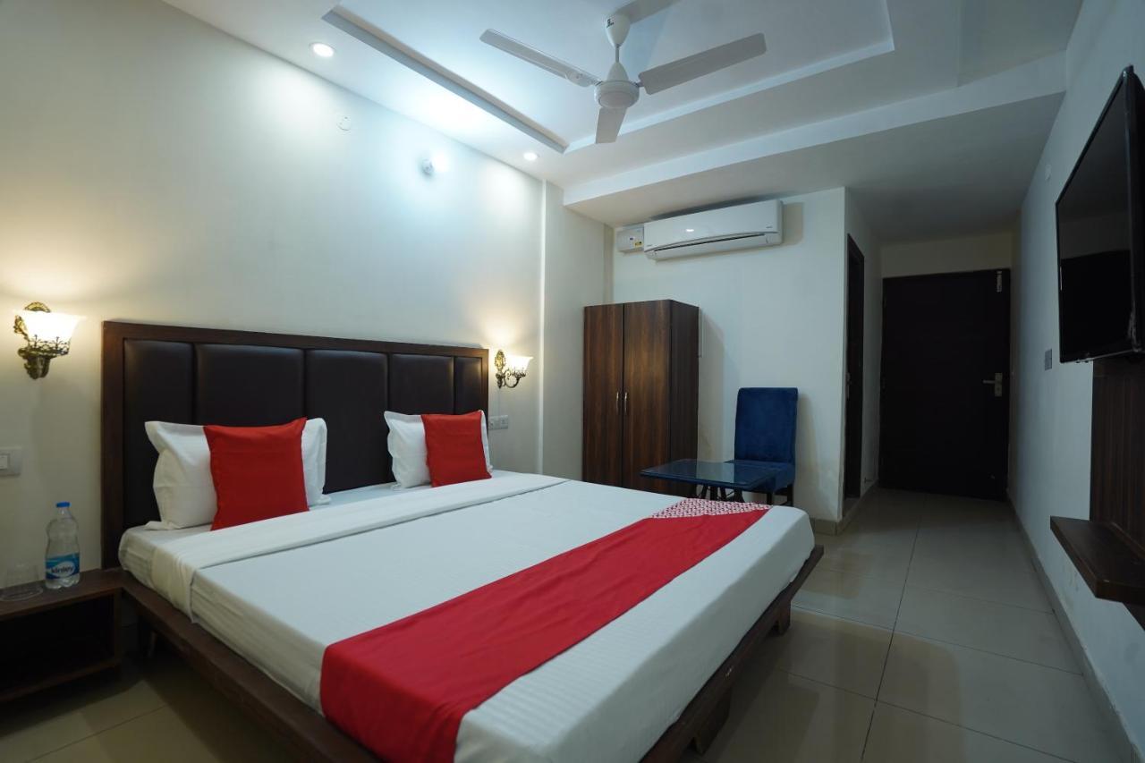 Hotel O Grey Orchid Ludhiana Eksteriør bilde