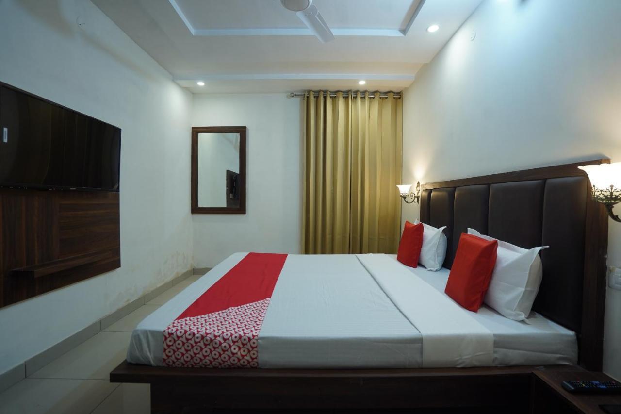 Hotel O Grey Orchid Ludhiana Eksteriør bilde