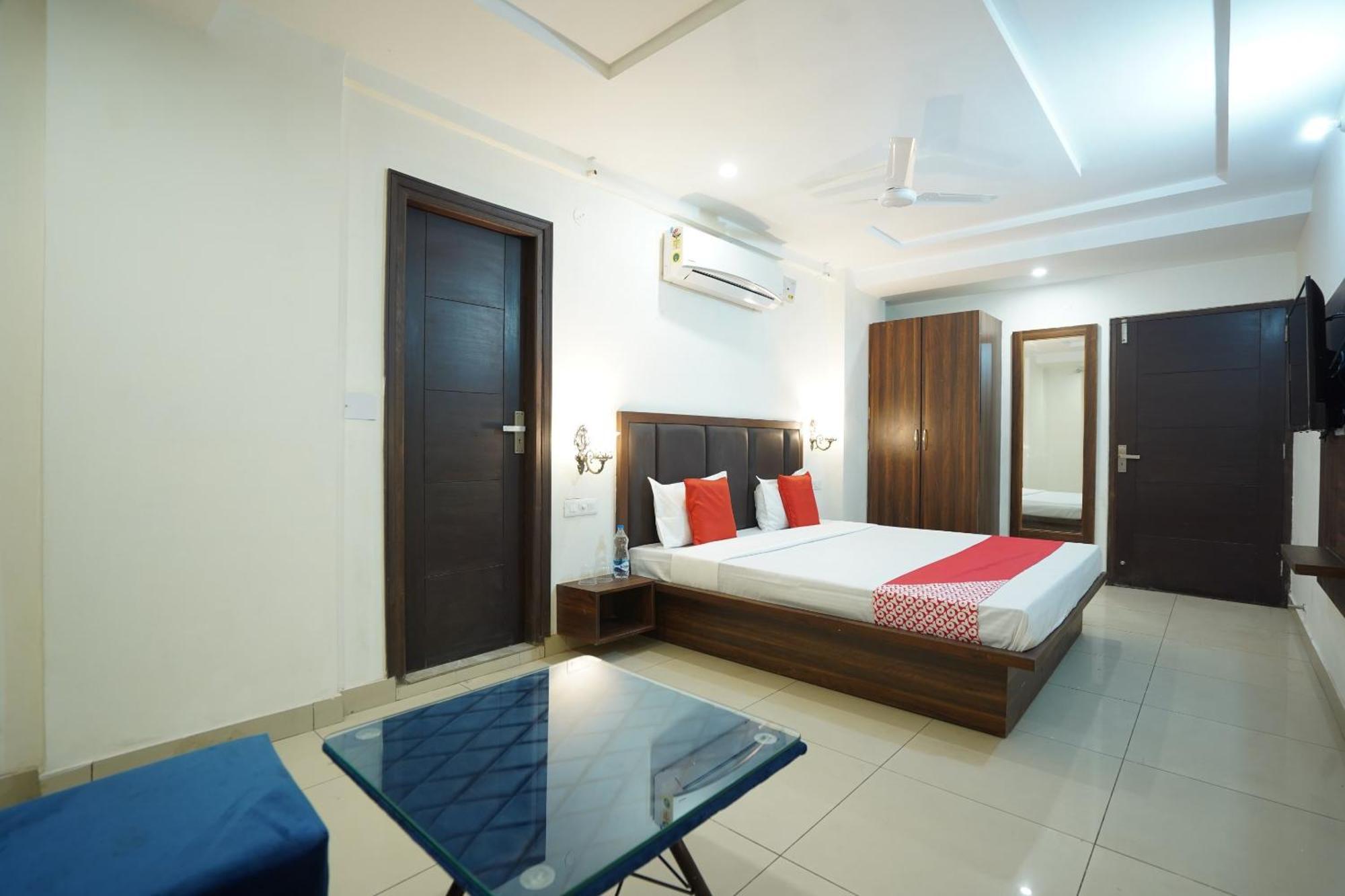 Hotel O Grey Orchid Ludhiana Eksteriør bilde