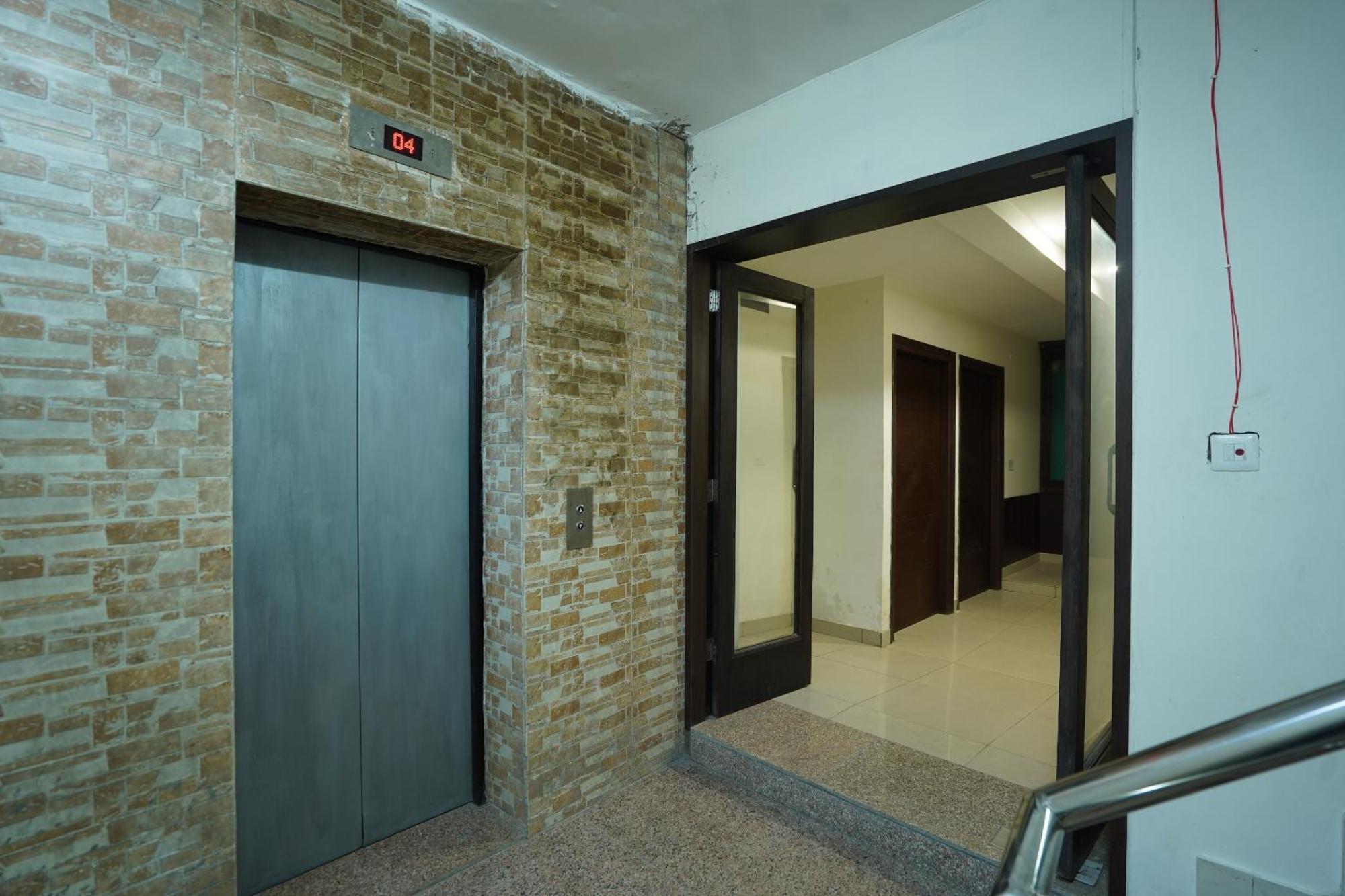 Hotel O Grey Orchid Ludhiana Eksteriør bilde